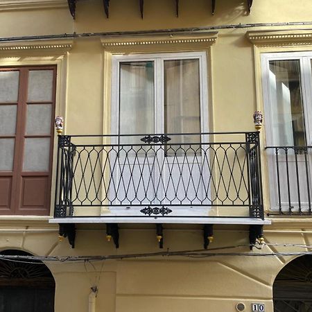 Casa Vacanze Donna Mariacarme' パレルモ エクステリア 写真